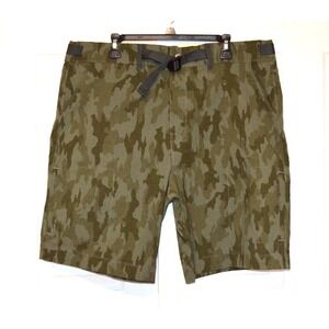 Lake & Trail Green Camo Cargo Shorts Men's XL‎ Elastic Waist Fast Dri UPF 50